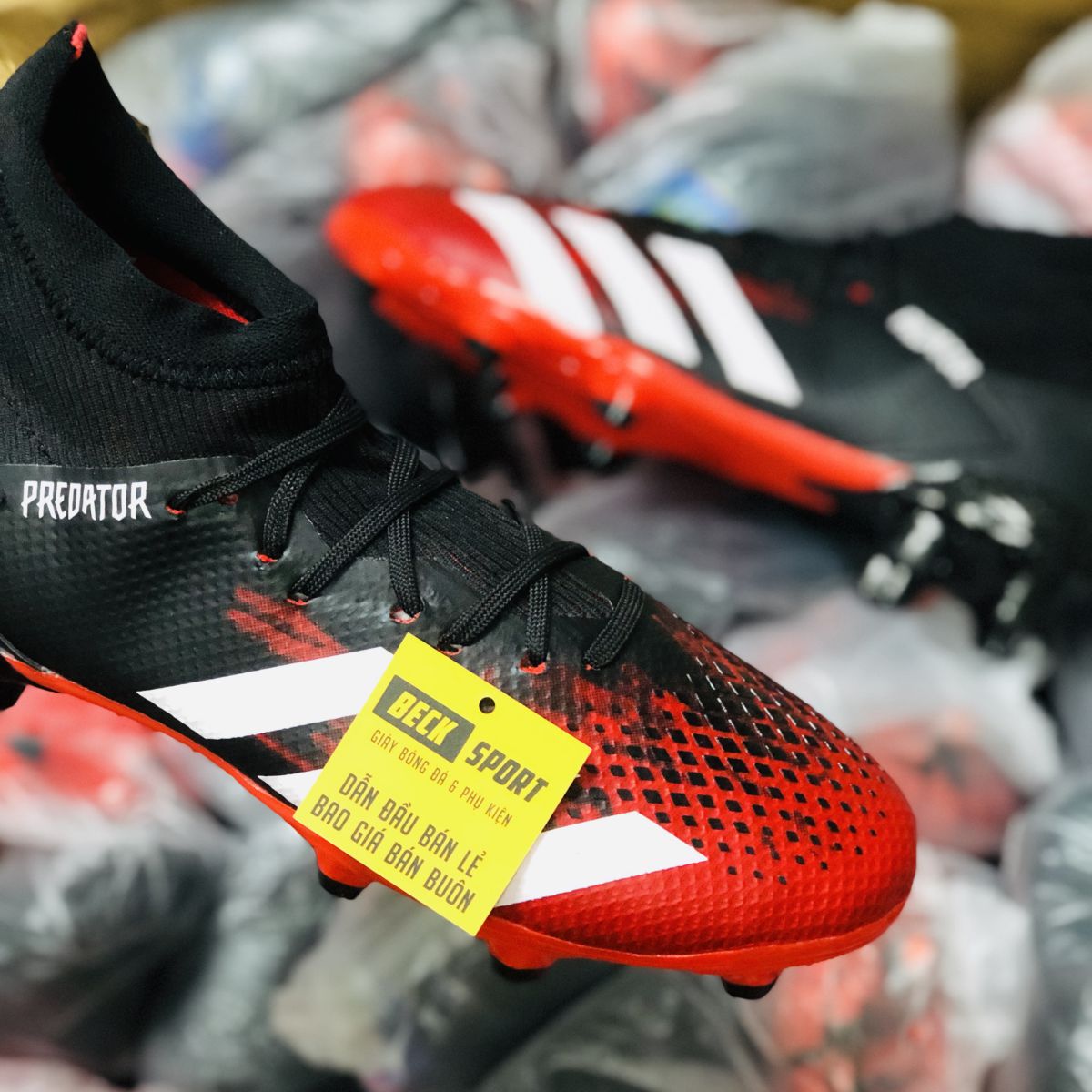 Giày Bóng Đá Adidas Predator 20.3 Mutator Đen Mũi Đỏ Vạch Trắng Cao Cổ FG