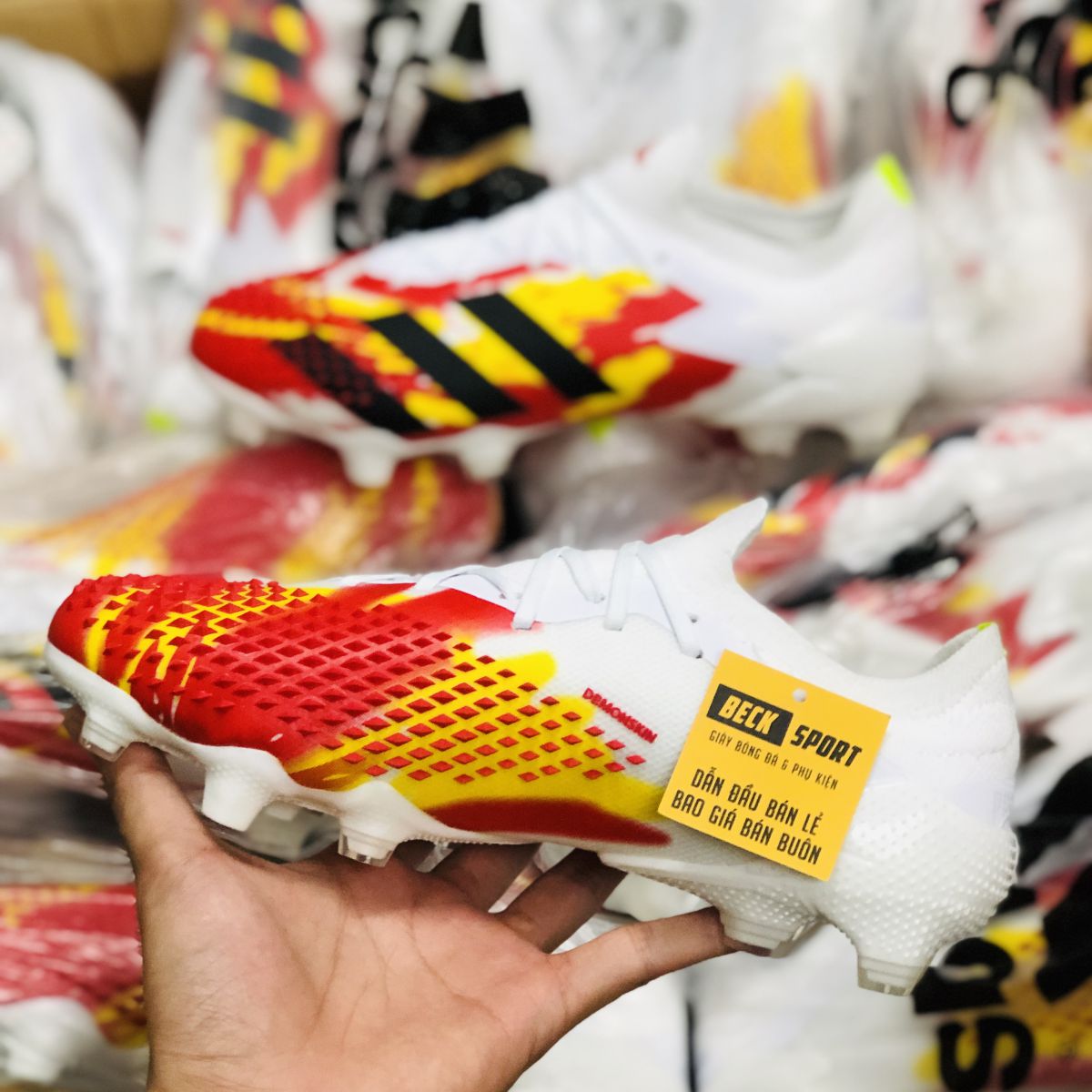 Giày Bóng Đá Adidas Predator 20.1 Uniforia Đỏ Vàng Gót Trắng Vạch Đen FG