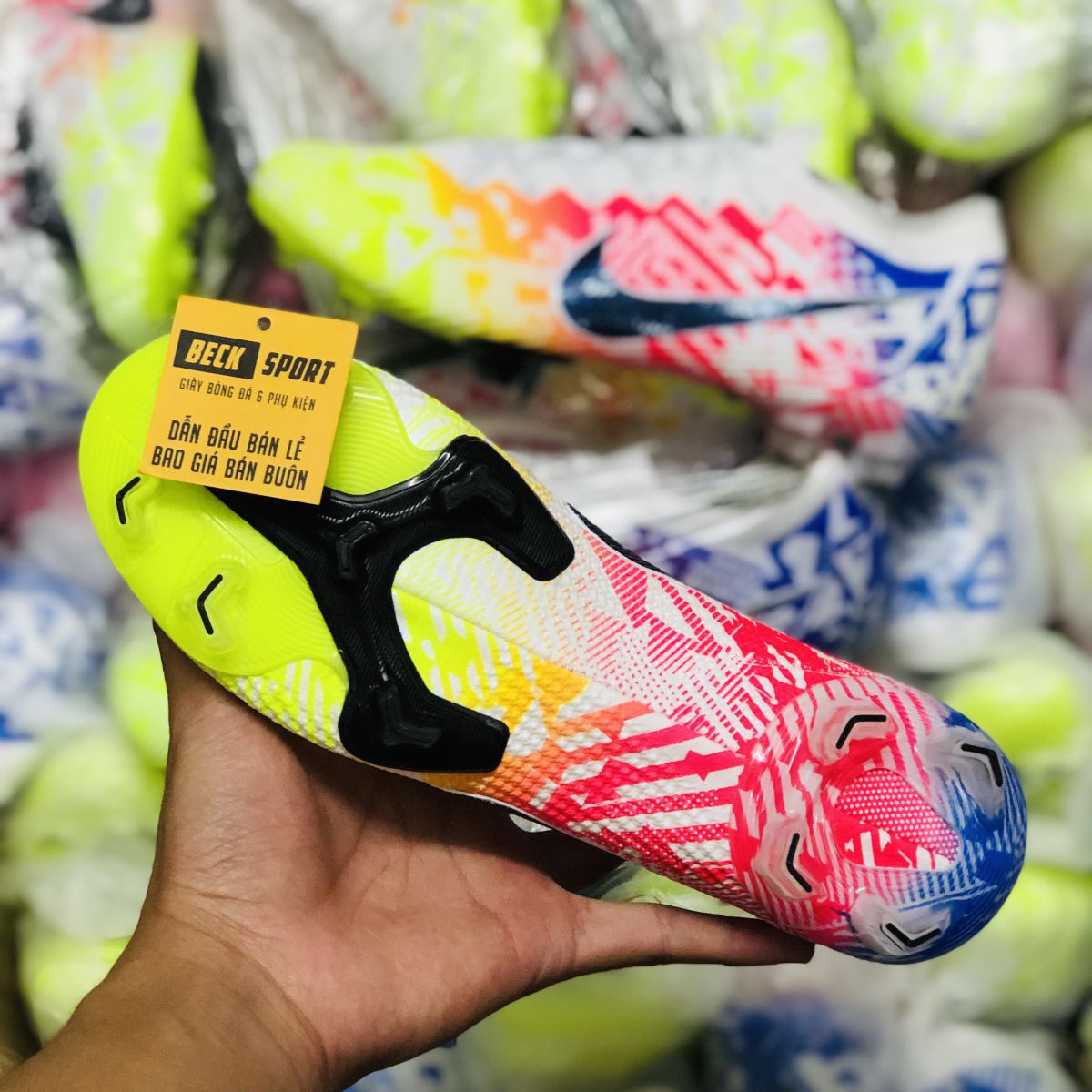 Giày Bóng Đá Nike Mercurial Vapor 13 Elite Neymar Nõn Chuối Đỏ Xanh Biển Vạch Đen FG