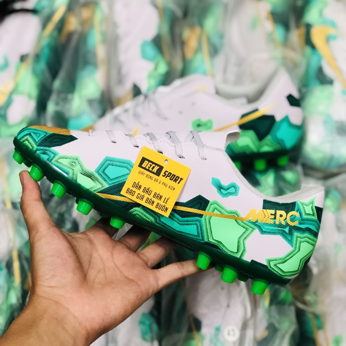 Giày Bóng Đá Nike Mercurial 13 Academy Xám Xanh Lục Vạch Vàng AG