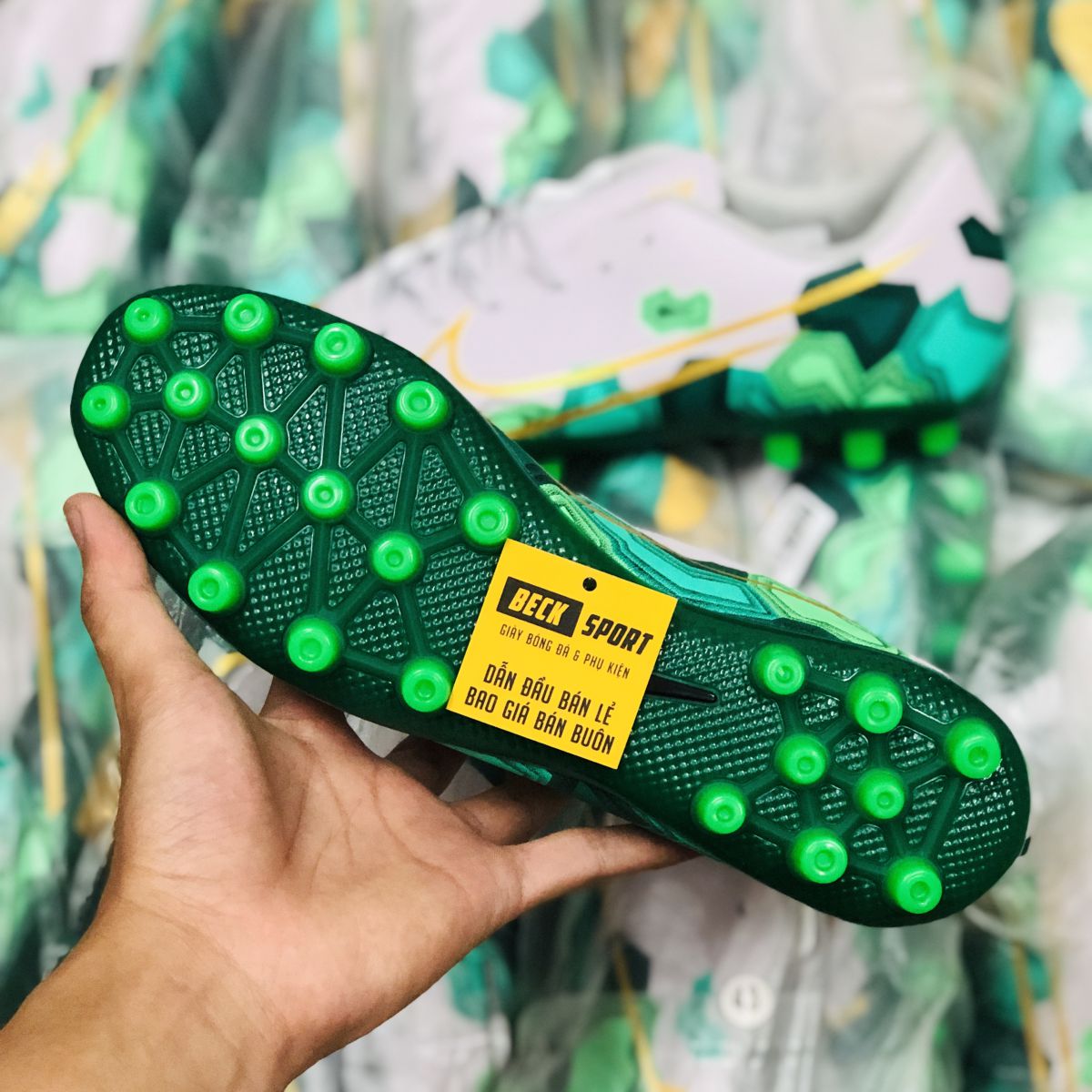 Giày Bóng Đá Nike Mercurial 13 Academy Xám Xanh Lục Vạch Vàng AG