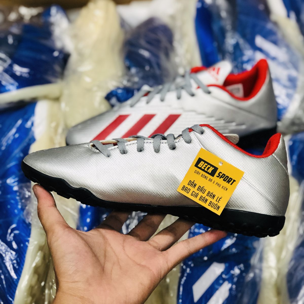 Giày Bóng Đá Adidas X 19.4 Bạc Vạch Đỏ Đế Đen TF