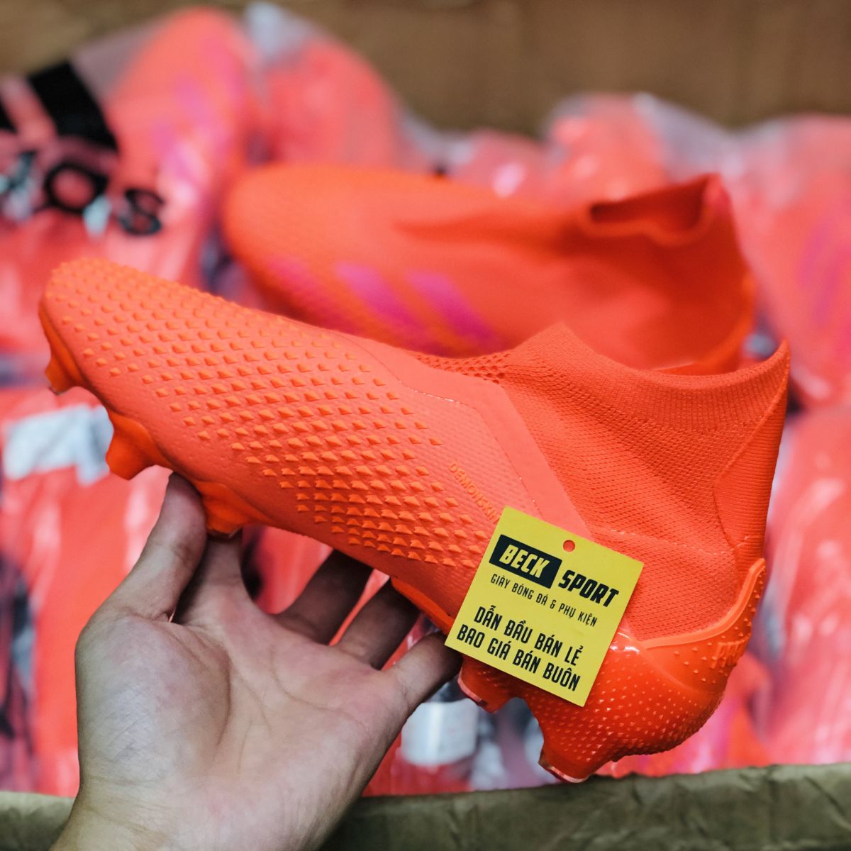 Giày Bóng Đá Adidas Predator 20+ Locality Đỏ Cam Không Dây Cao Cổ FG