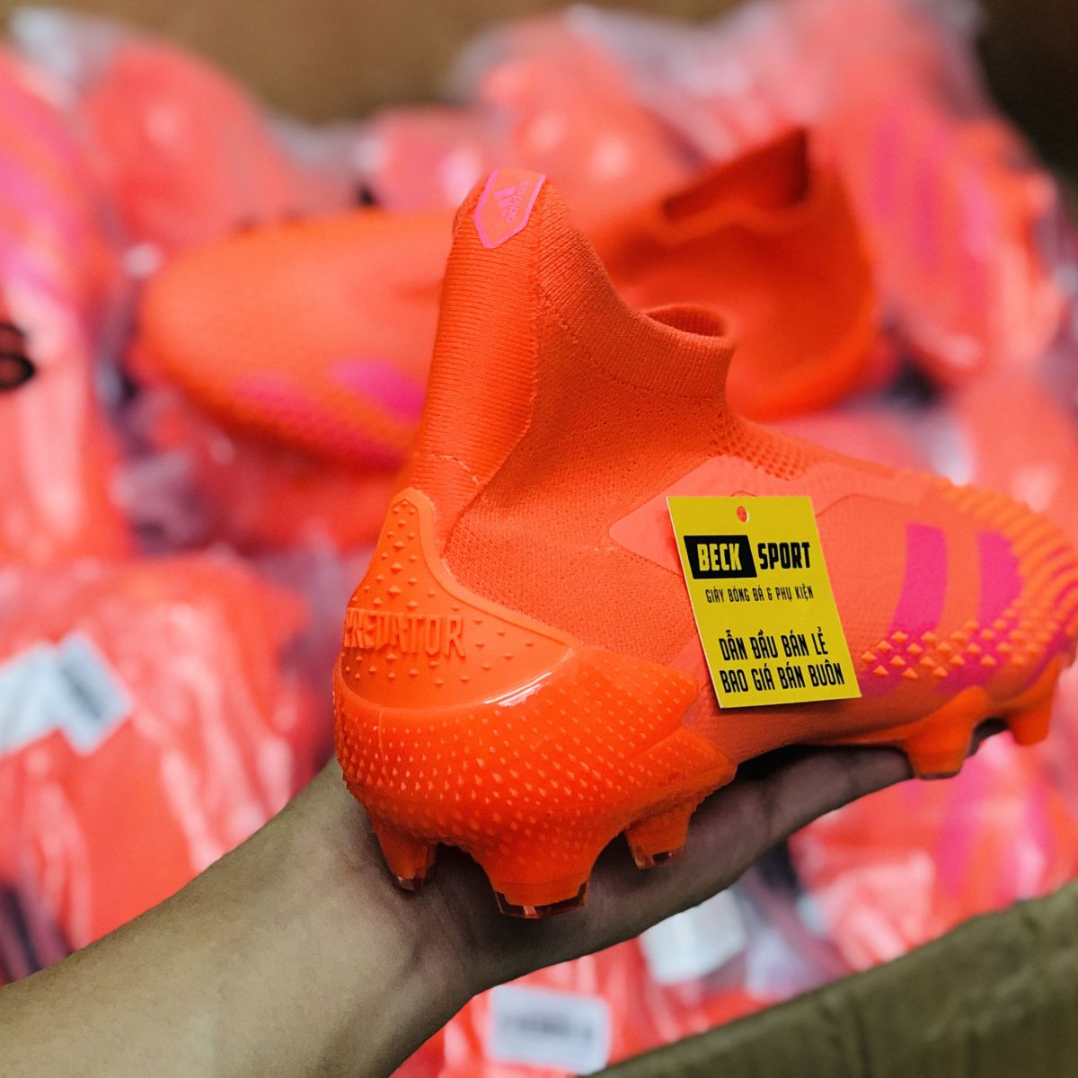 Giày Bóng Đá Adidas Predator 20+ Locality Đỏ Cam Không Dây Cao Cổ FG