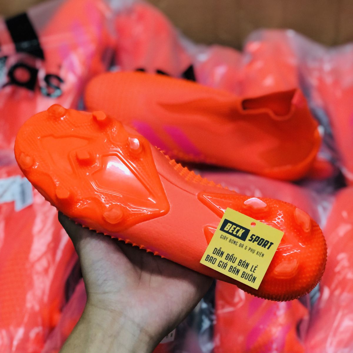 Giày Bóng Đá Adidas Predator 20+ Locality Đỏ Cam Không Dây Cao Cổ FG