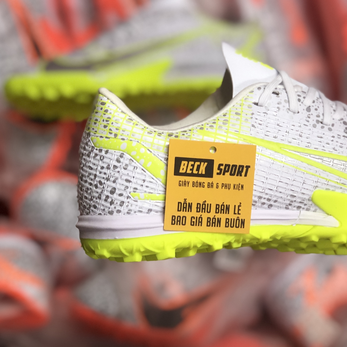 Giày Bóng Đá Nike Mercurial Vapor 14 Academy Safari Trắng Xám Vạch Nõn Chuối V2 TF