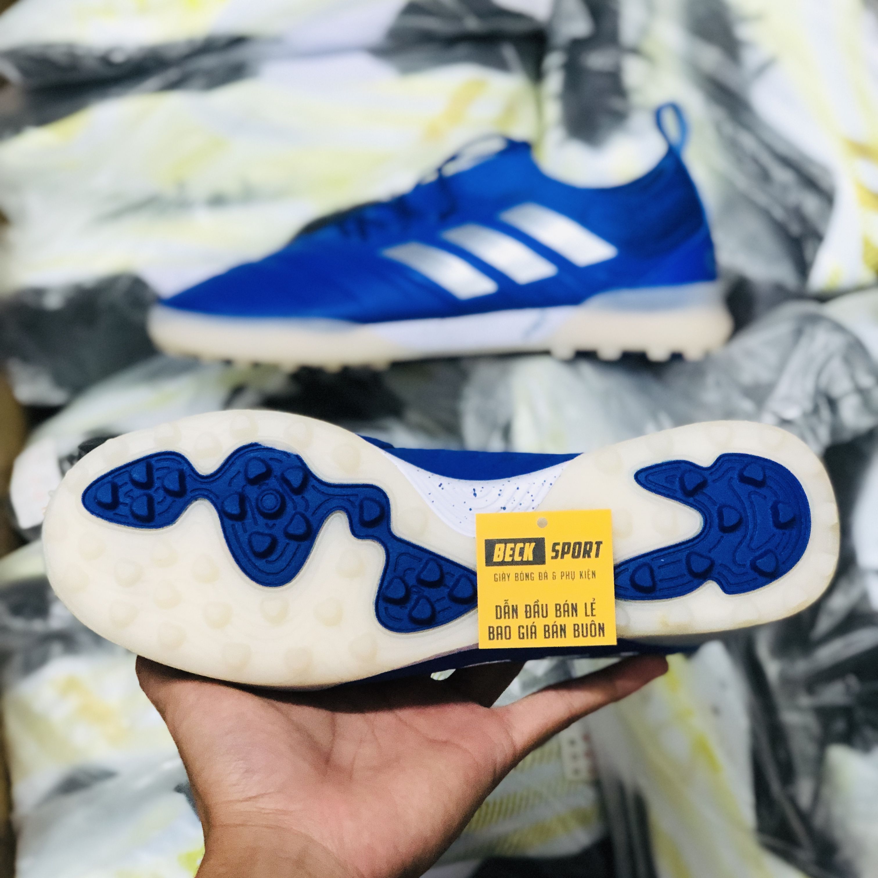 Giày Bóng Đá Adidas Copa Xanh Biển Vạch Trắng TF