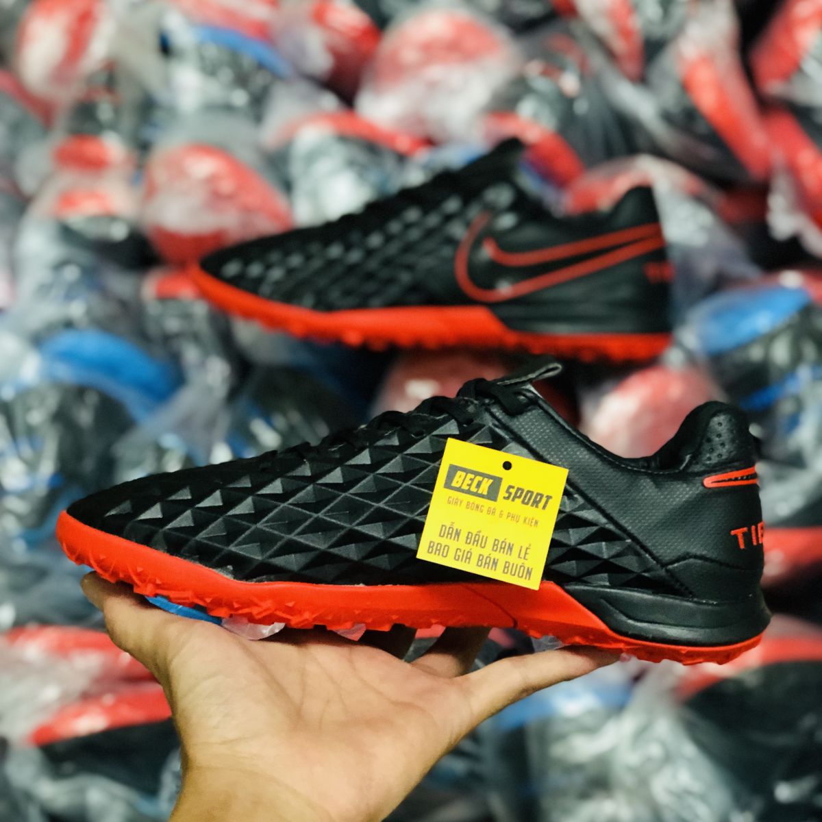 Giày Bóng Đá Nike Tiempo Legend 8 Pro Đen Đế Đỏ V2 TF
