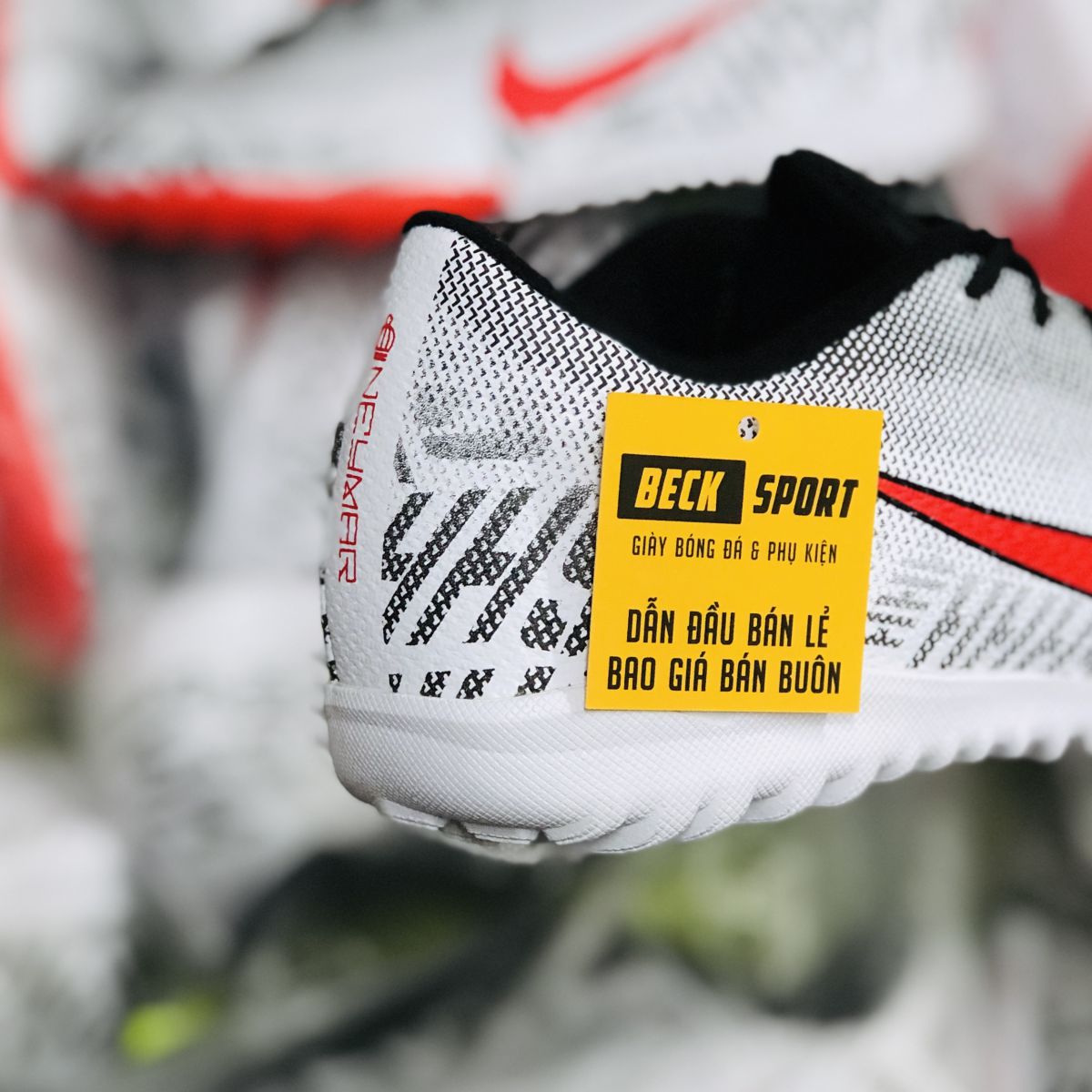 Giày Bóng Đá Nike Mercurial Vapor 6 Academy Neymar Trắng Đen Vạch Đỏ TF