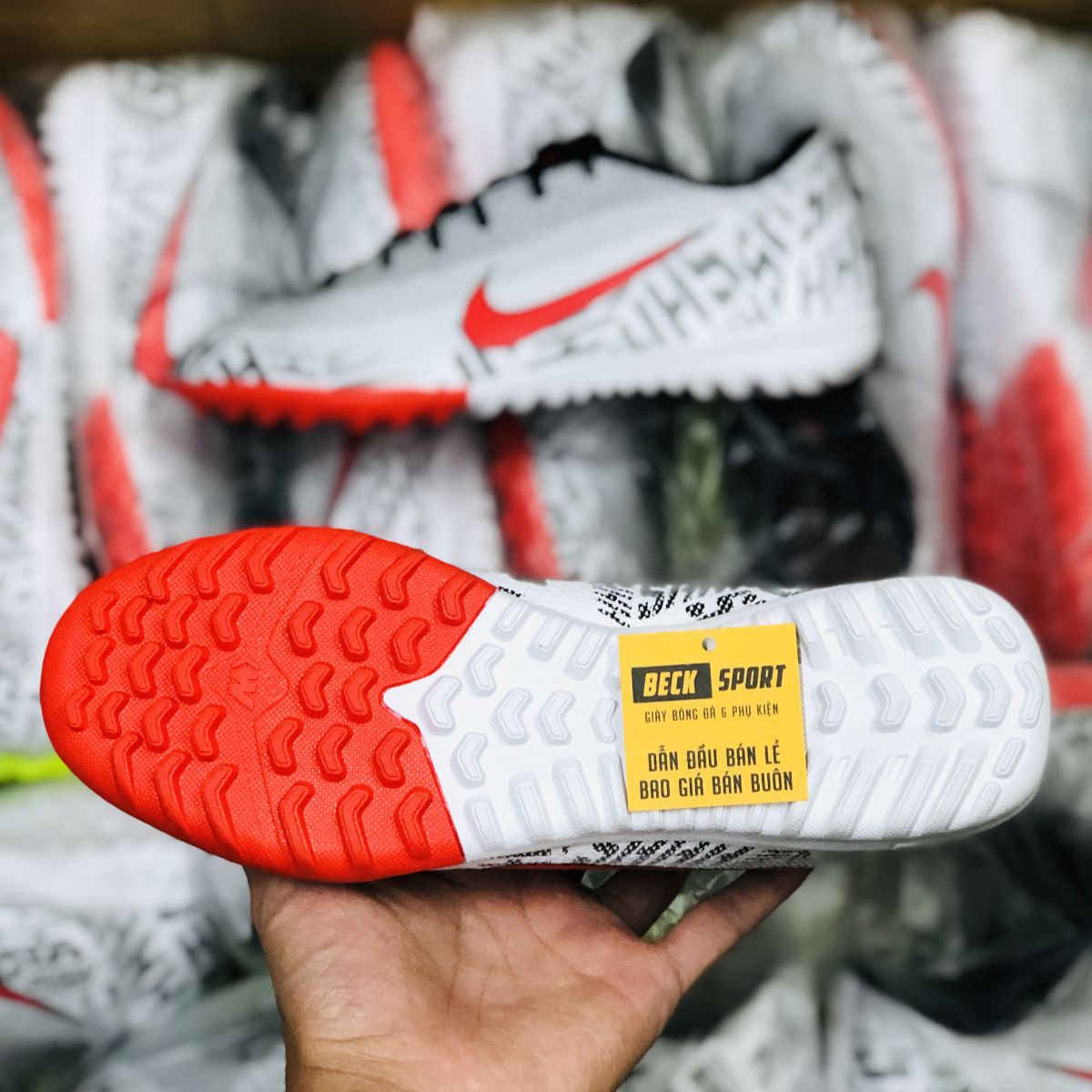Giày Bóng Đá Nike Mercurial Vapor 6 Academy Neymar Trắng Đen Vạch Đỏ TF