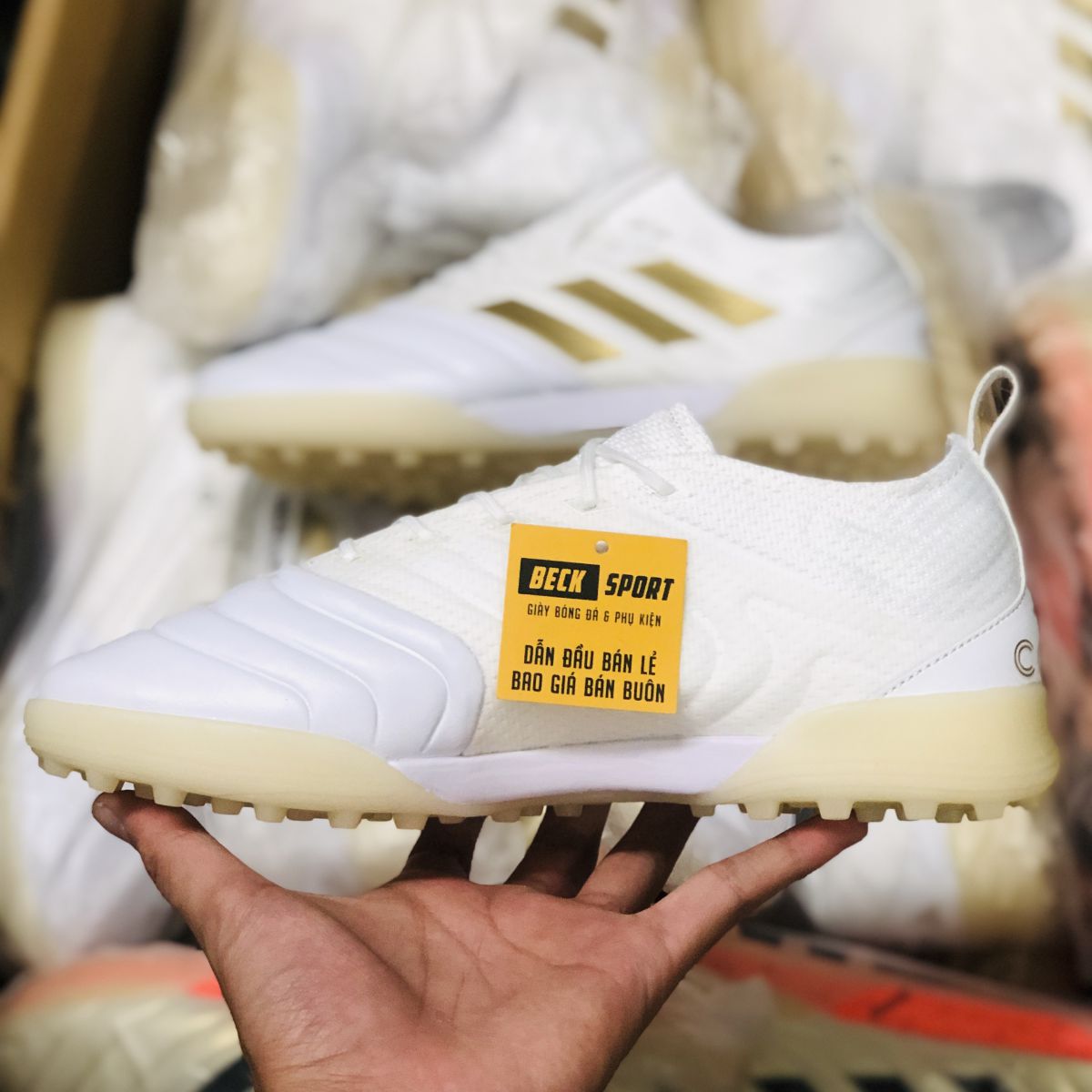 Giày Bóng Đá Adidas Copa 19.1 Trắng Vạch Đồng Da Thật TF