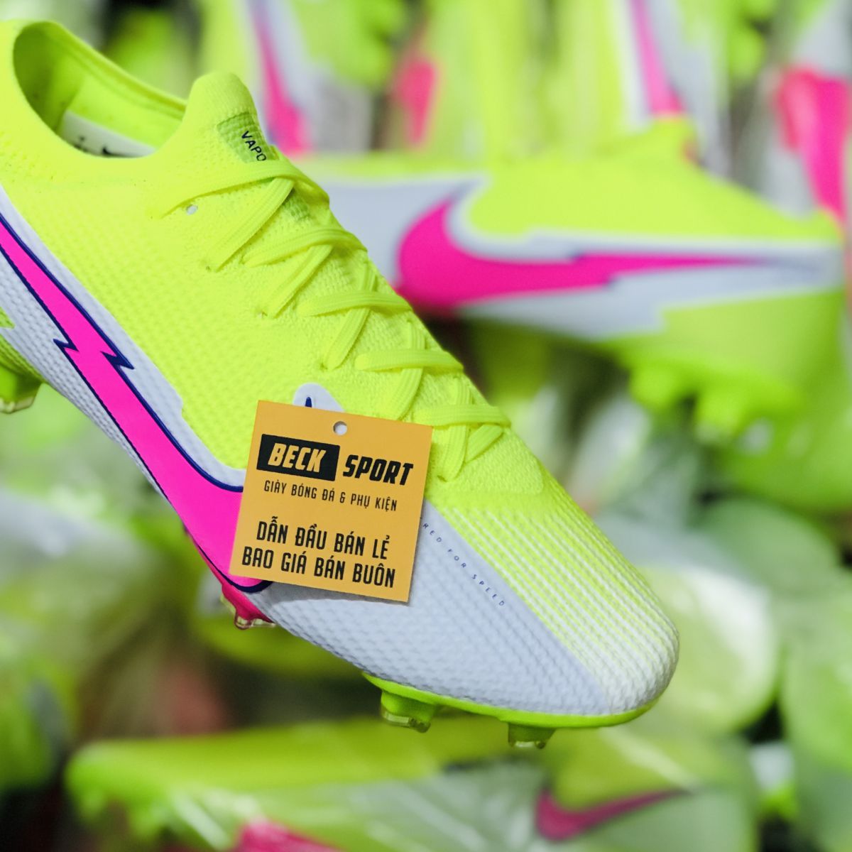 Giày Bóng Đá TQ Nike Mercurial Vapor 13 Elite Nõn Chuối Trắng Vạch Hồng Cổ Lửng FG
