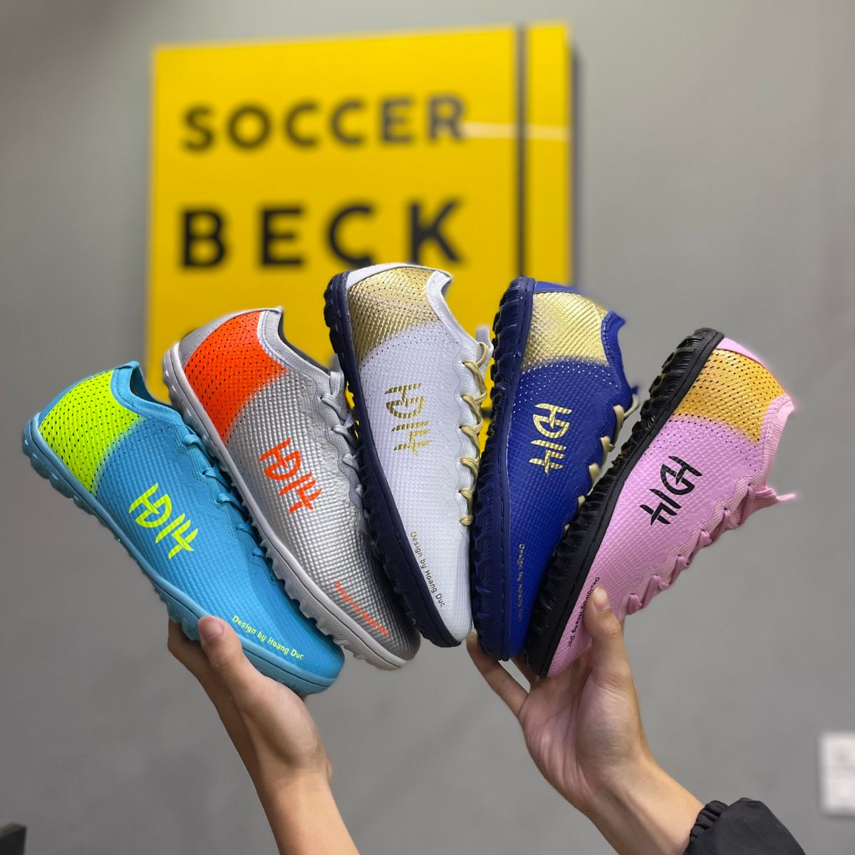 Giày Bóng Đá Wika HĐ14 Hoàng Đức Hồng TF