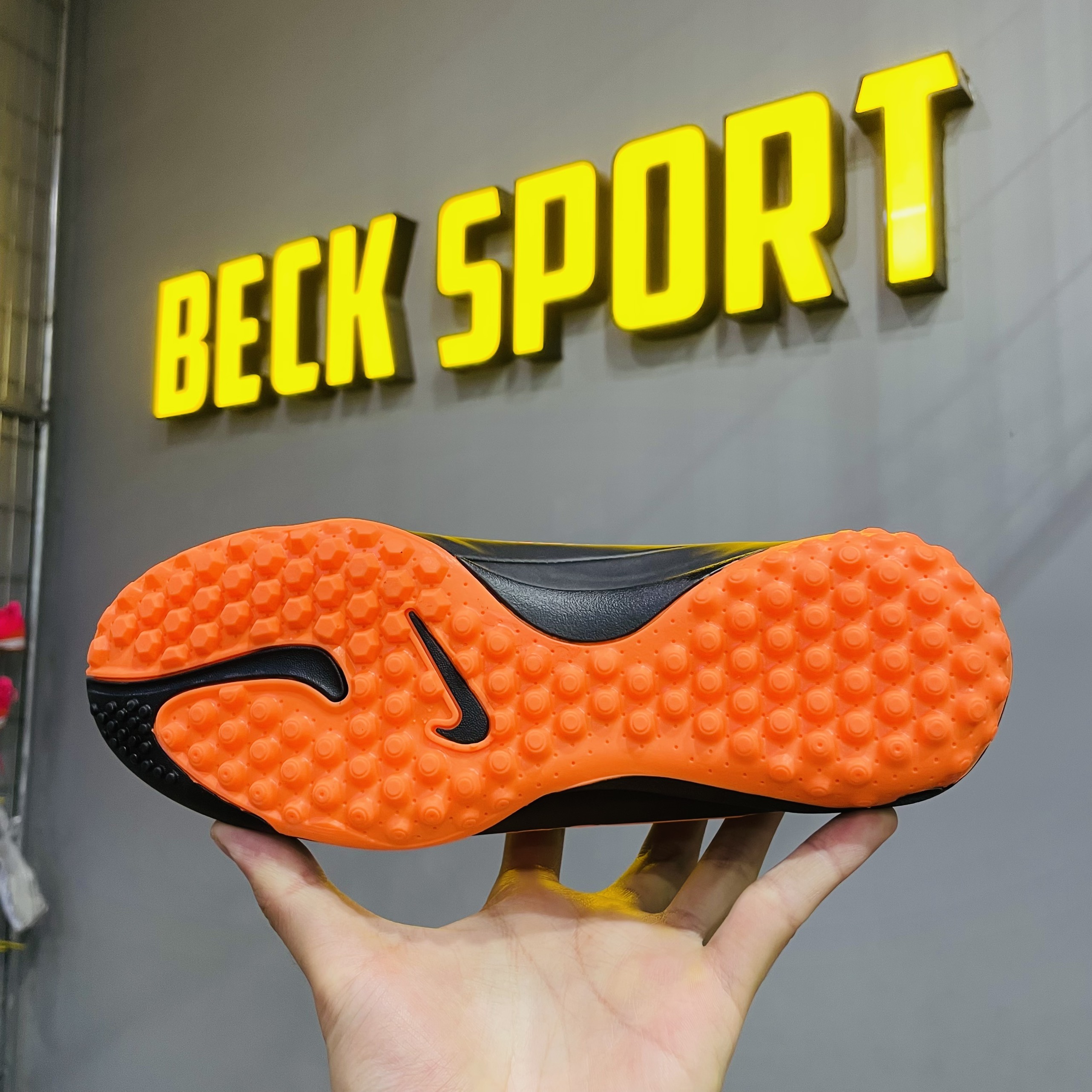 Giày Bóng Đá TQ Nike Hypervenom Phelon Đen Cam TF