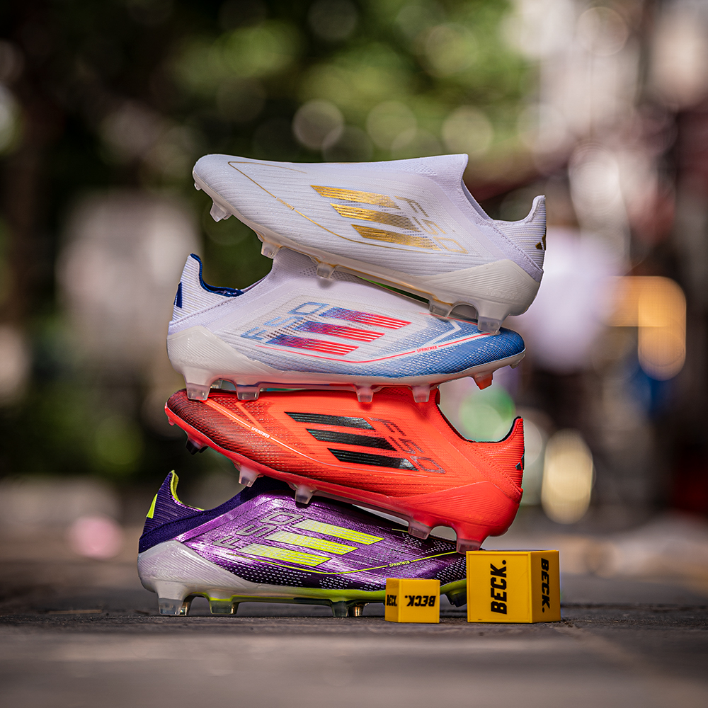 Giày Bóng Đá Adidas F50 Laceless Elite Trắng Vạch Đỏ Không Dây FG