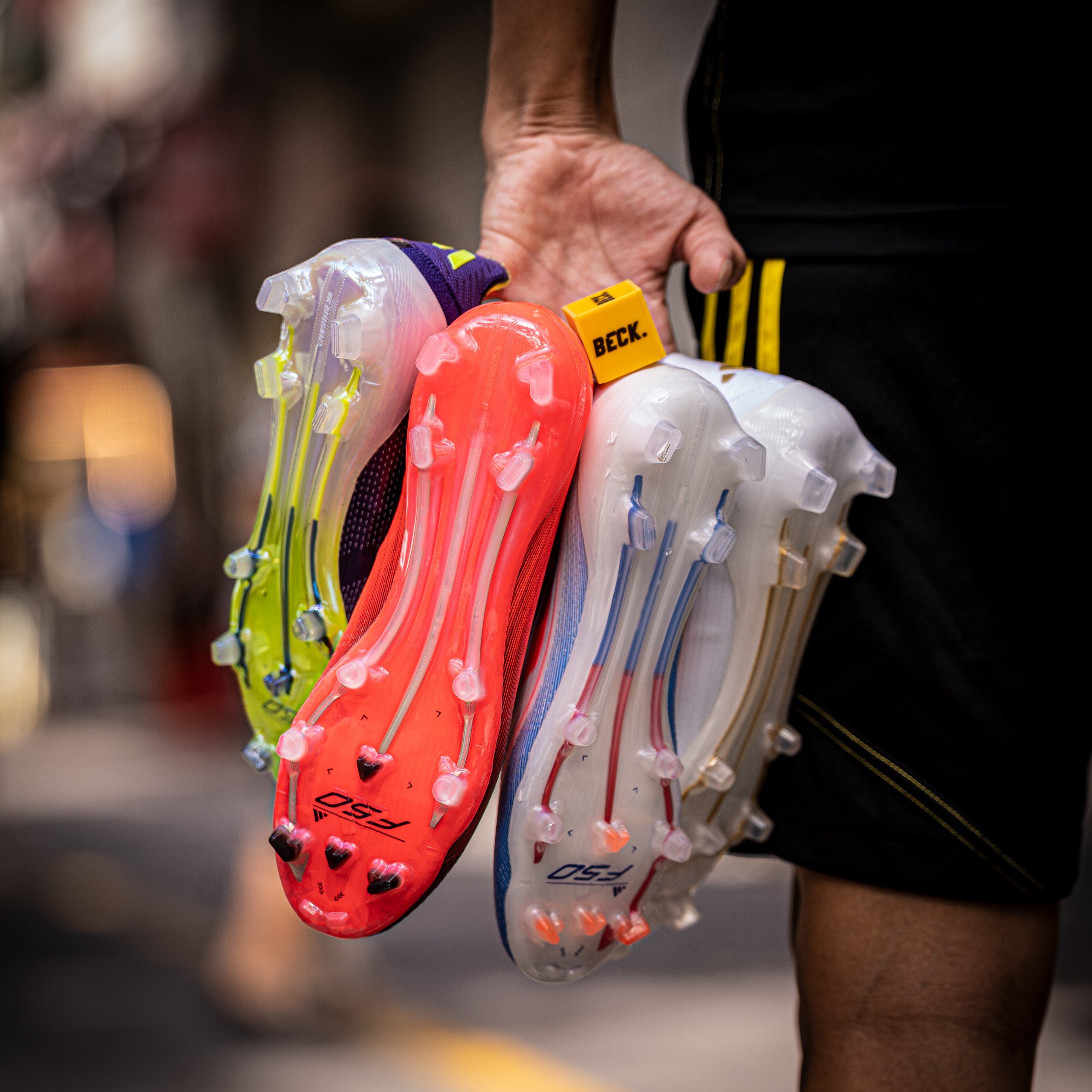 Giày Bóng Đá Adidas F50 Elite Laceless Messi Fast Reborn Tím Xanh Chuối Không Dây FG
