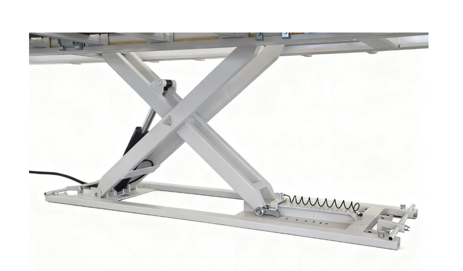 Bệ kéo nắn xe tai nạn chuyên dùng cho xe ô tô điện UL-H600 Uniliner