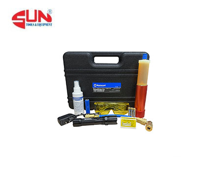 Bộ dụng cụ phát hiện rò rỉ gas lạnh bằng tia UV Mastercool 53451-C-220