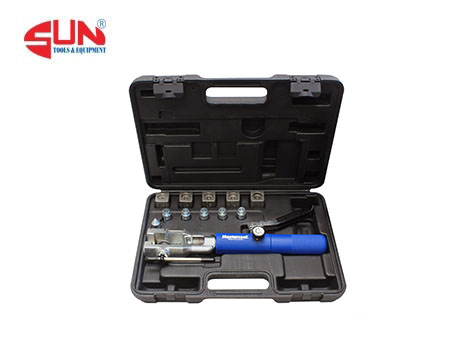 Bộ dụng cụ loe ống đa năng bằng thuỷ lực dành cho xe ôtô Mastercool 72485