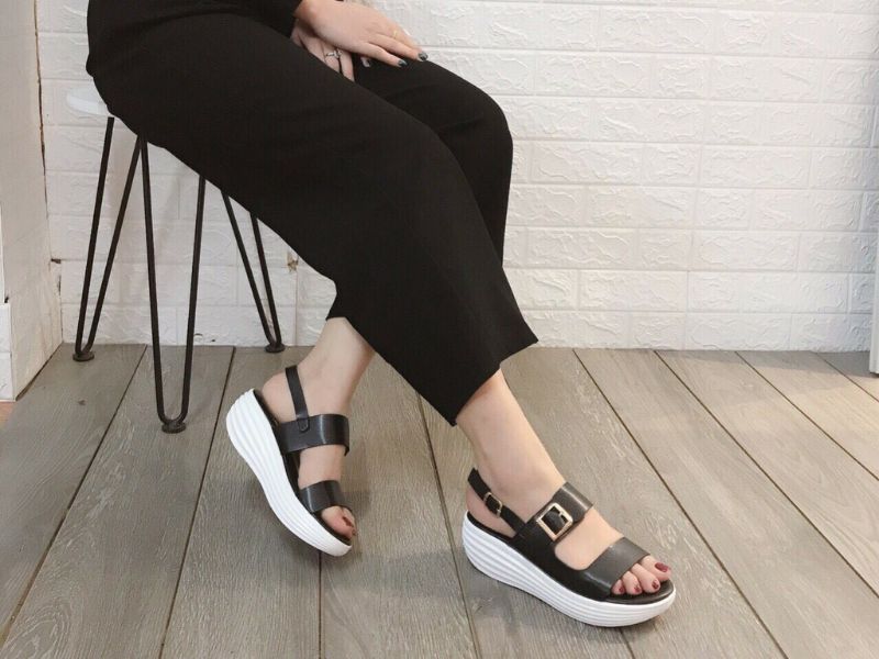 Đánh giá về sandal đế xuồng