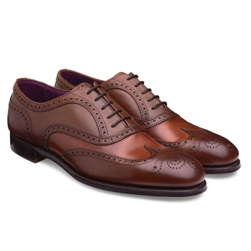 Kiểu giày Derby Brogues - Giày Derby đục lỗ thời thượng