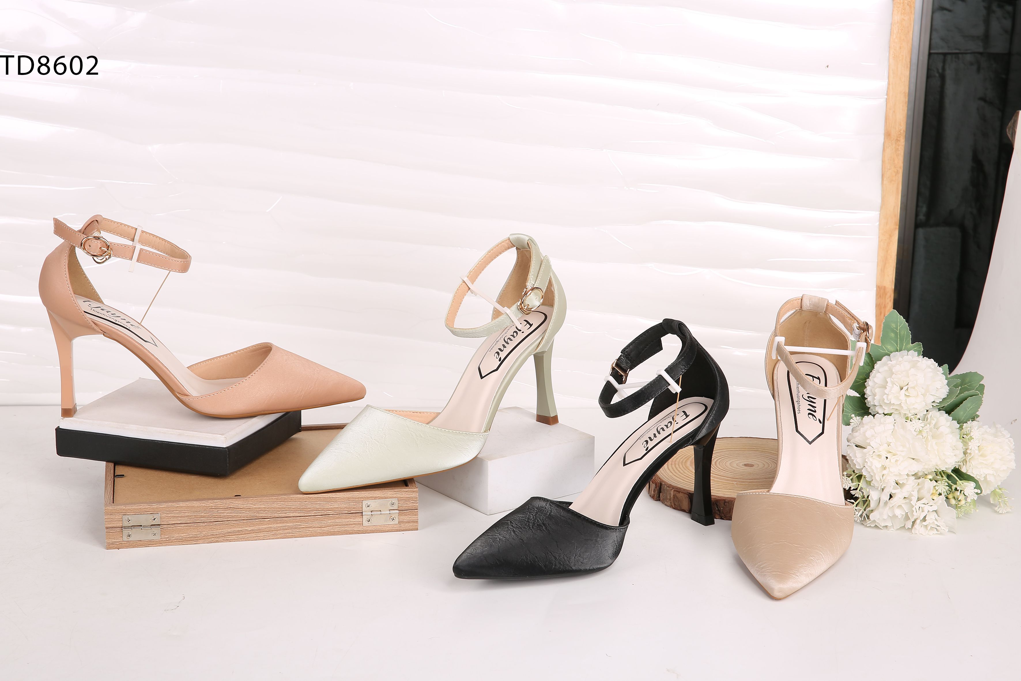 Sandal nu thien huong