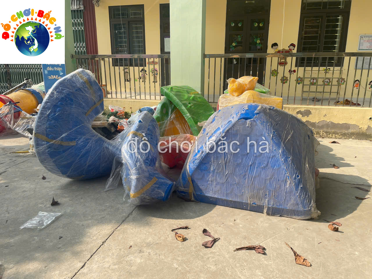 lap-dat-san-choi-ngoai-troi-tai-truong-mam-non-xuan-phu-bac-giang-mang-den-niem-