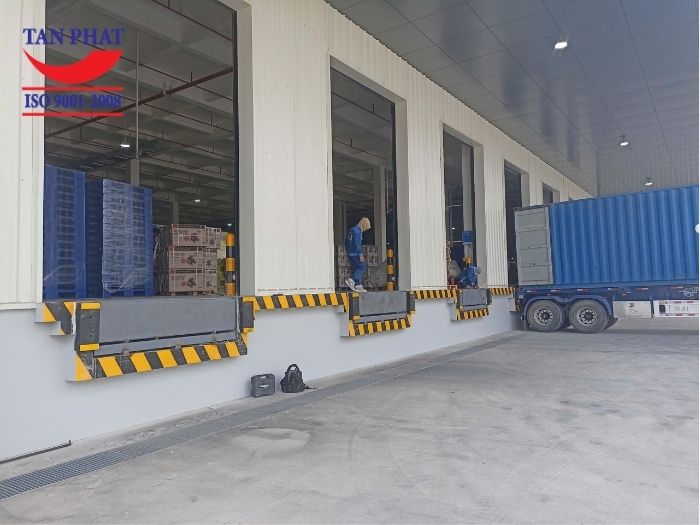 Dự án lắp đặt 06 dock leveler 8 tấn tại Yên Mỹ, Hưng Yên