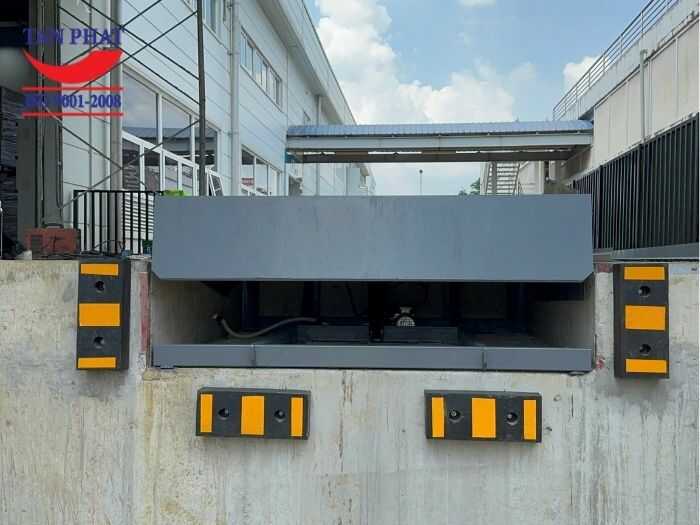Dự án dock leveler 6 tấn tại Phú Thọ