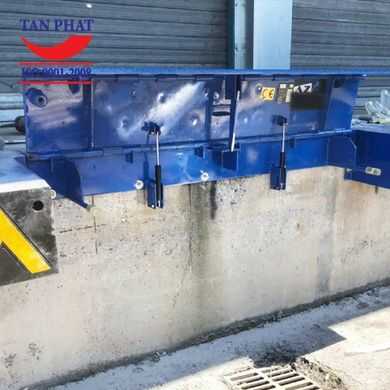 Mini Dock Leveler – Sàn nâng hạ thủy lực cho kho xưởng nhỏ