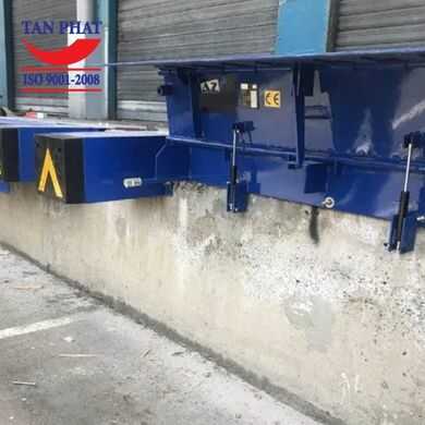 Mini Dock Leveler – Sàn nâng hạ thủy lực cho kho xưởng nhỏ