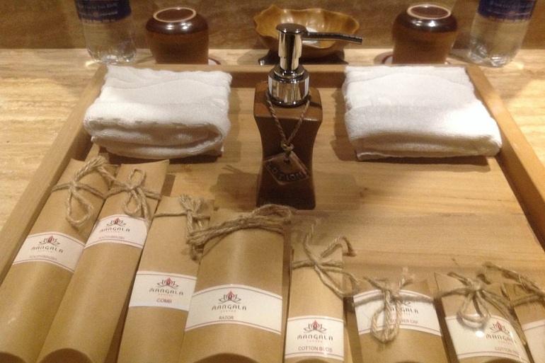 Tại sao lại gọi Đồ dùng khách sạn là Amenities ?