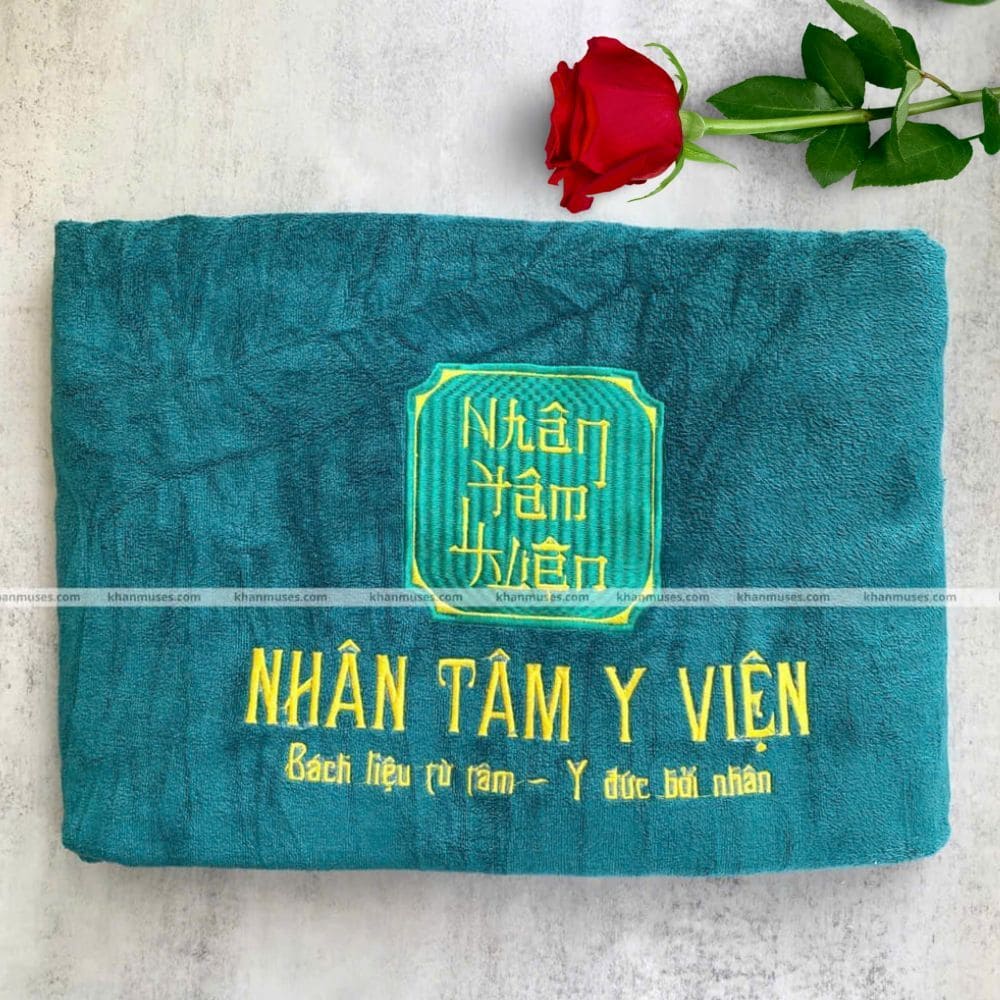 Khăn Microfiber Thêu Logo - Nhân Tâm Y Viện