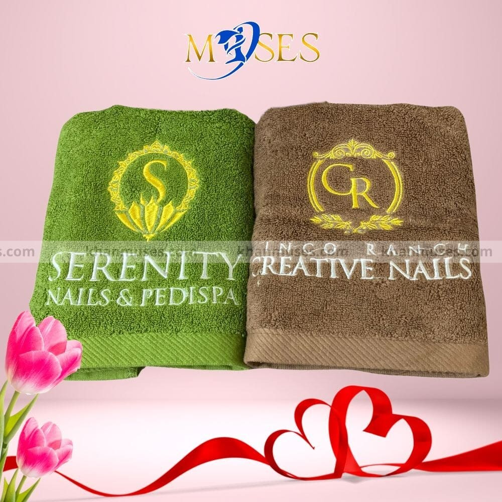 Khăn Nail Cotton Thêu Logo - Serenity Nails & Pedispa
