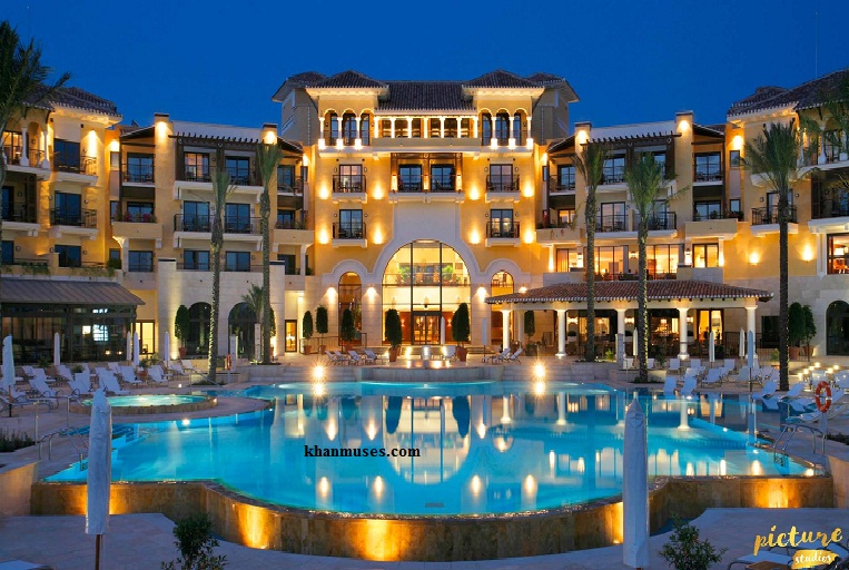 4 thách thức lớn nhất mà các nhà quản lý điều hành khách sạn phải đối mặt trong thời điểm hiện nay.