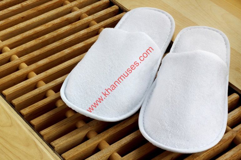 4 Vai trò  quan trọng của dép khách sạn đi trong khách sạn