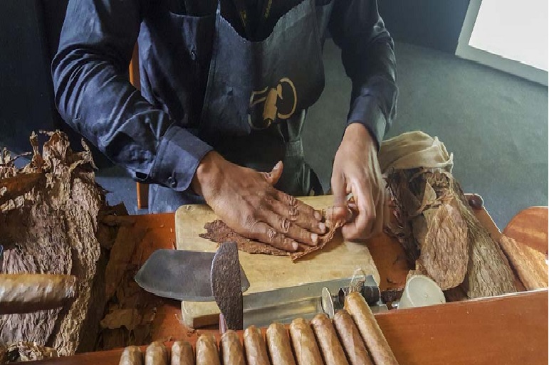 Chia sẻ quy trình sản xuất cigar và cách bảo quản cigar đúng cách