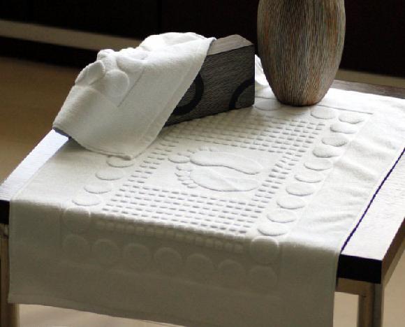 4 công dụng tuyệt vời của thảm chân khách sạn.