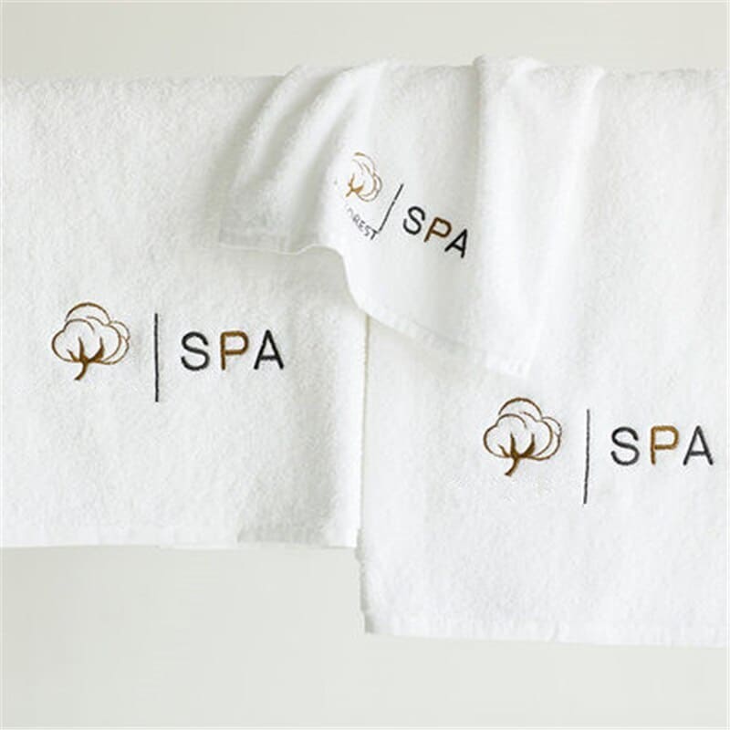 Dịch vụ thêu logo khăn giá rẻ Muses - Chuẩn đẹp, bền màu, giao nhanh