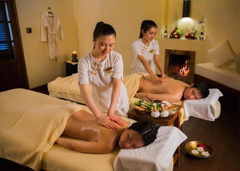 dong-phuc-nhan-vien-massage-can-phai-thoai-mai-gon-gang