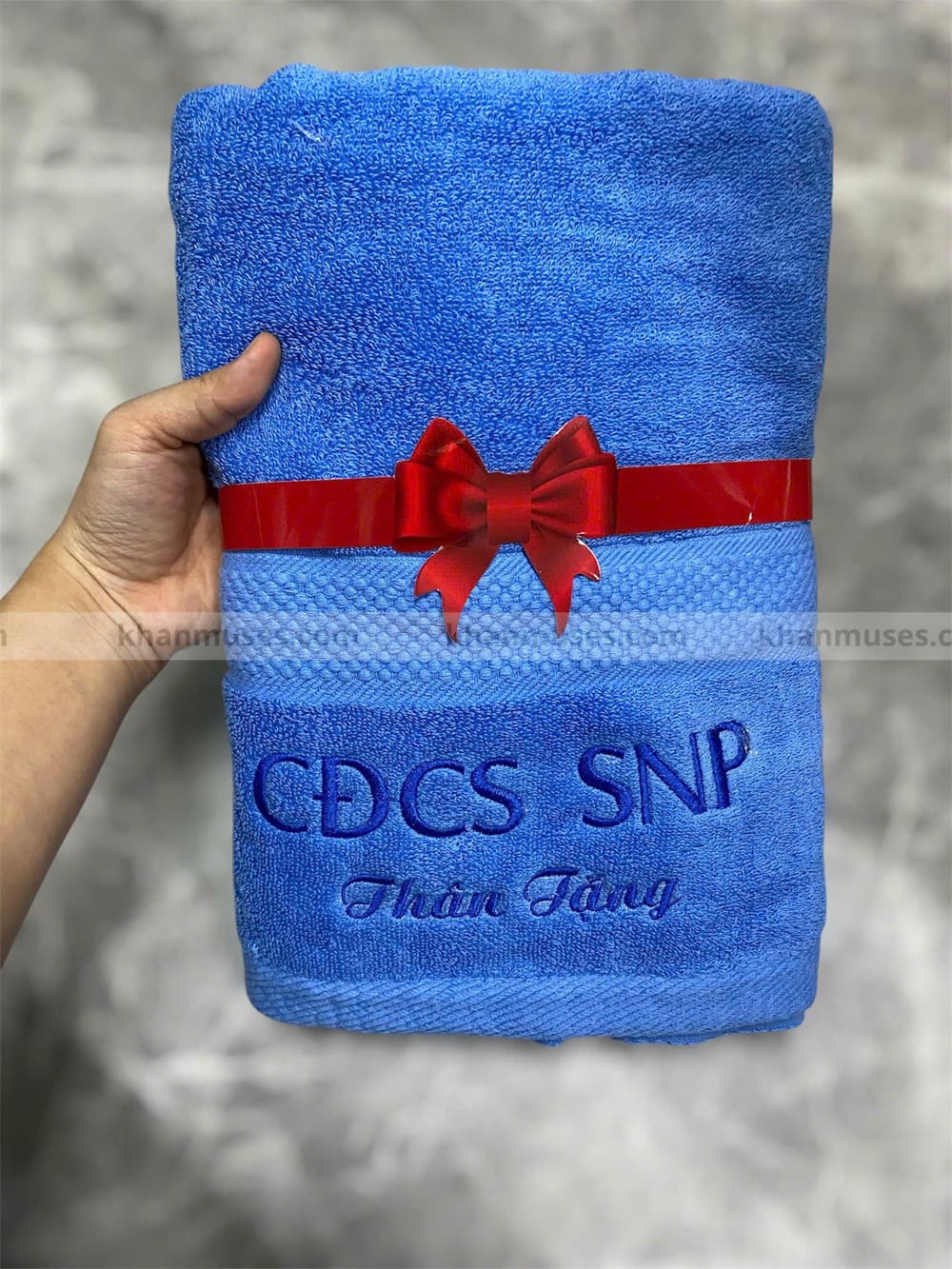 khăn cotton thêu logo đẹp