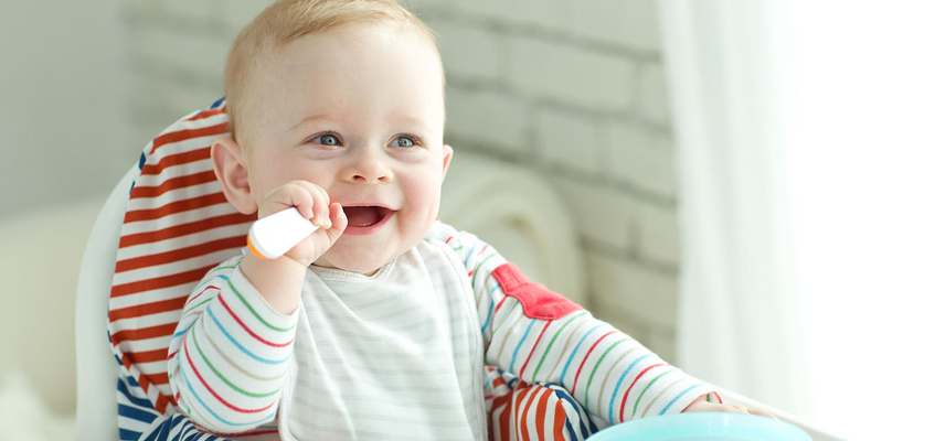 Cách nấu  món bột ăn dặm cho bé ăn thun thút ngon miệng