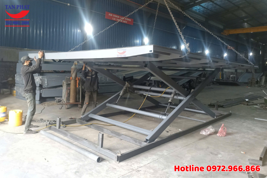 Lắp đặt và bàn giao bàn nâng 2 tấn tại KCN ở Hưng Yên 