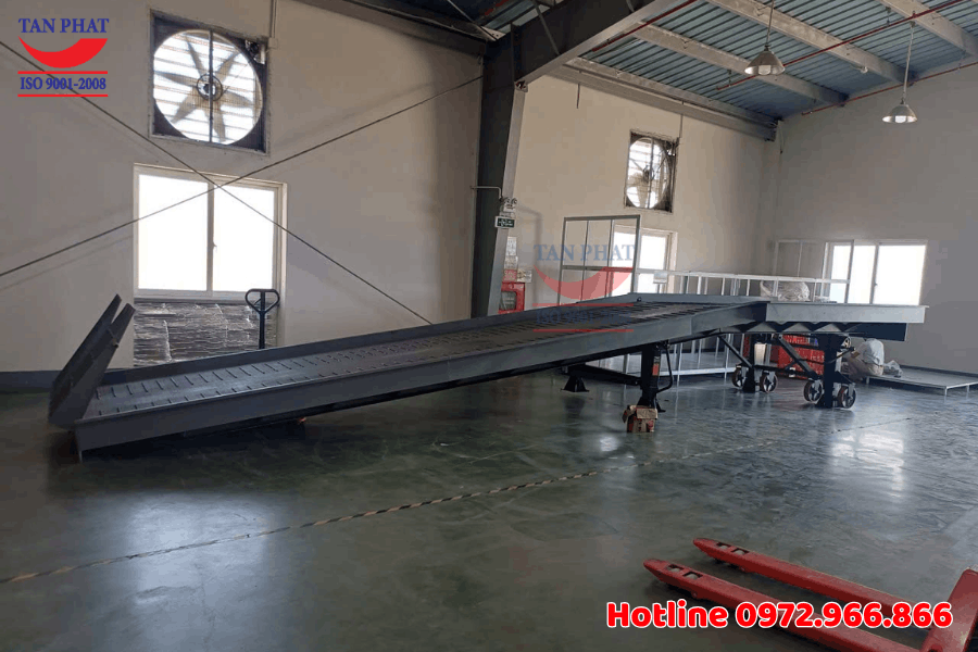Dự án cầu lên container 10 tấn tại Thanh Hóa