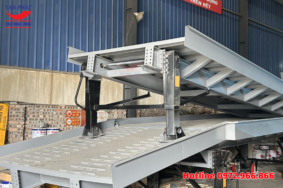 Chân chống Romooc Fuwa