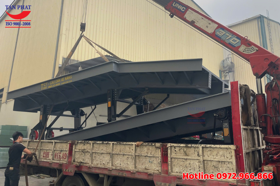 Thuê cầu dẫn xe nâng mới giá tốt nhất miền Bắc