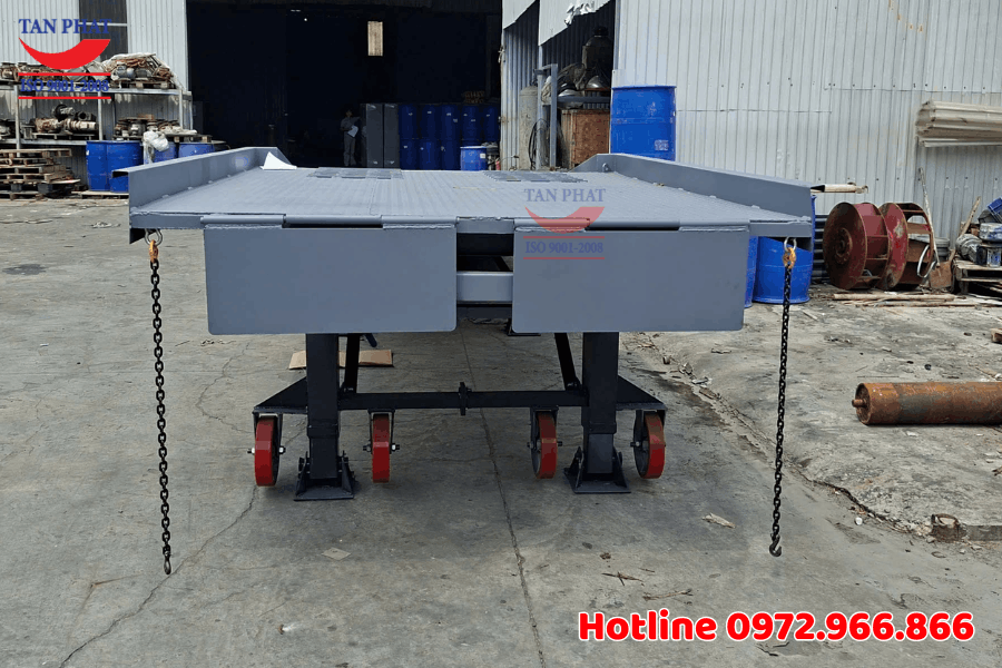 Bàn giao cầu xe nâng 8 tấn tại Quốc Oai, Hà Nội