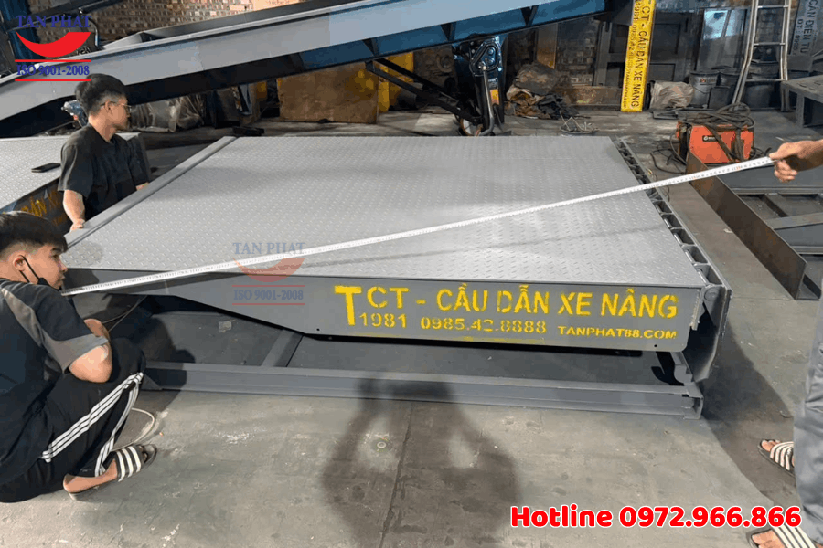 Bàn giao và lắp đặt hoàn thiện Dock Leveler 20 tấn tại Hải Phòng