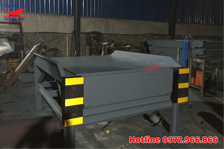 Dock Leveler không hố pít