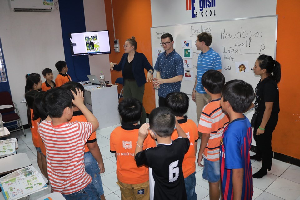 Sự khác biệt giữa học tiếng Anh kiểu truyền thống và học Tiếng Anh tại Anh ngữ Hà Lan
